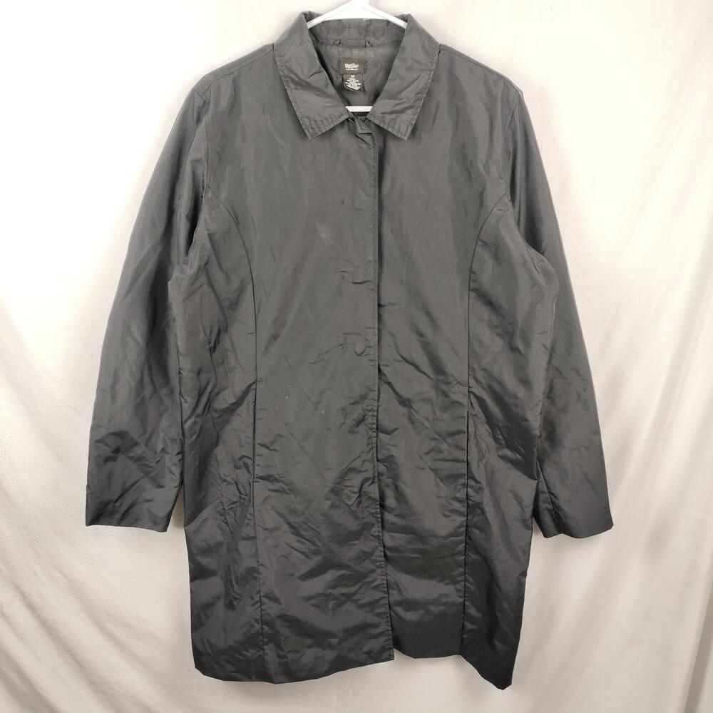 Mossimo Rain Coat Mens Medium Black Nylon Mid Length Button Front Lined Classic